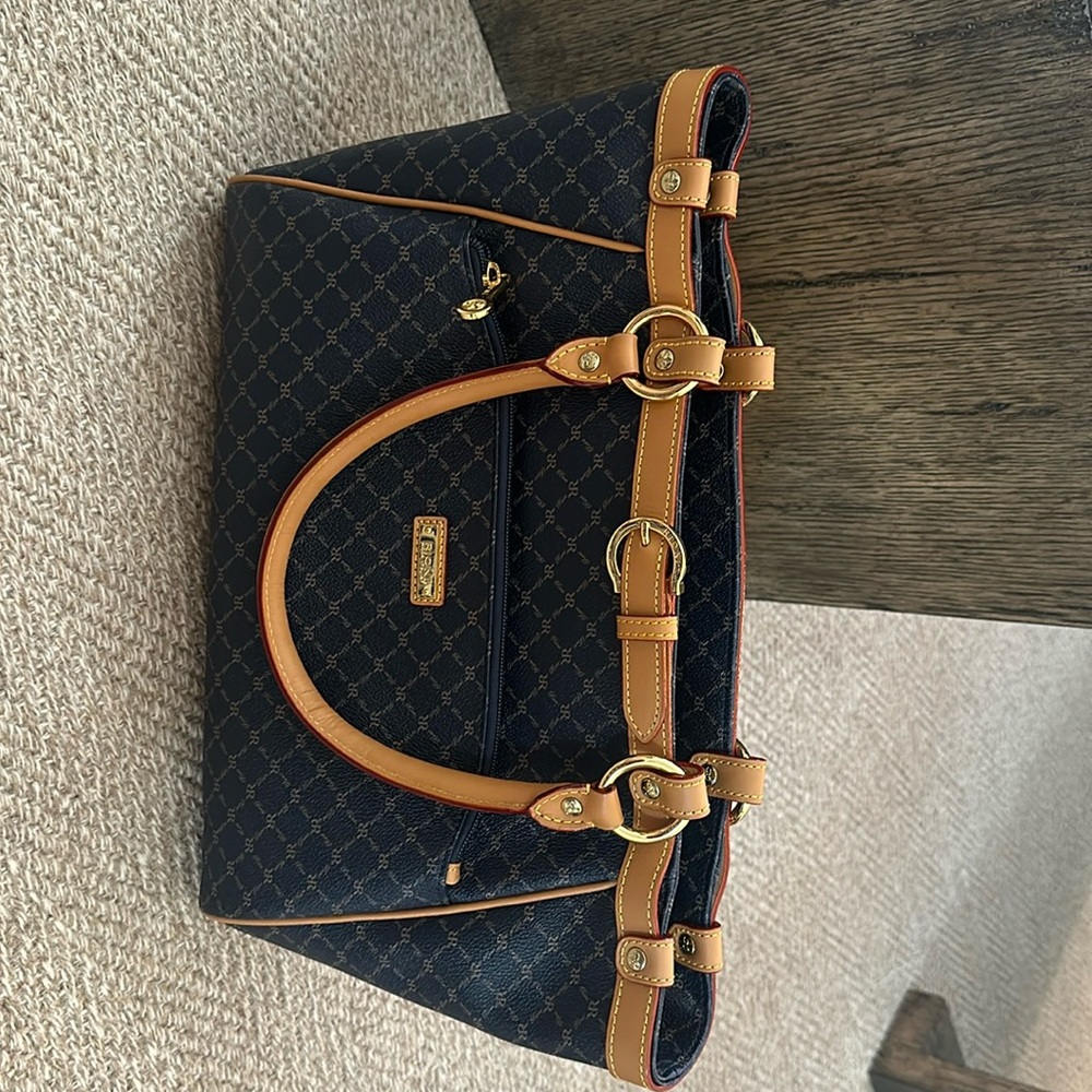 Brand new rioni handbag